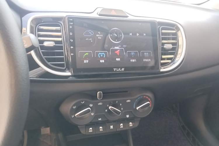 Used Kia Pegas 2017 1.4L Manual Fashion Edition Smart Audio And AC Panel