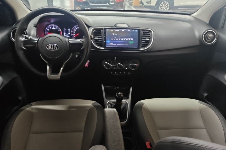Used Kia Pegas 2017 1.4L Manual Value Edition Center Console