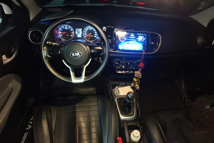 Used Kia Pegas 2017 1.4L Manual Value Edition Center Console