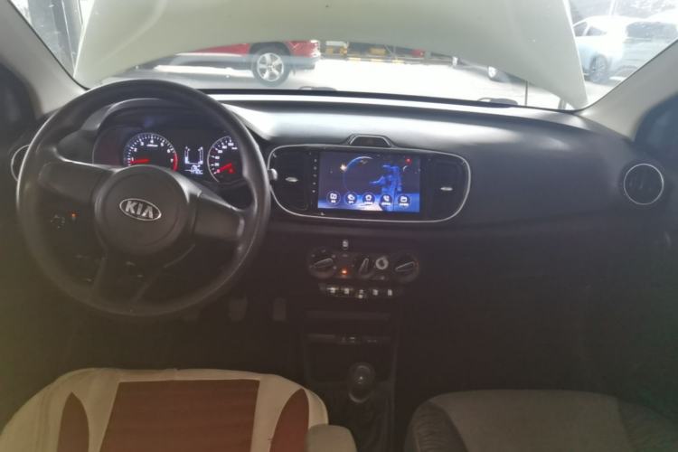 Used Kia Pegas 2017 1.4L Manual Fashion Edition Smart Center Console