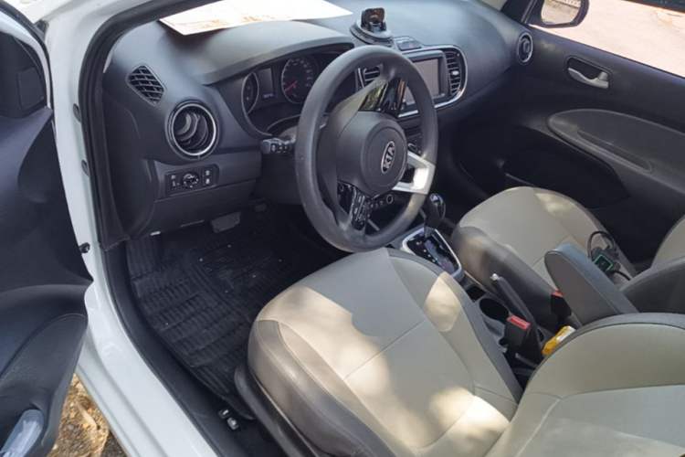 Used Kia Pegas 2017 1.4L Automatic Value Edition Driver Seat