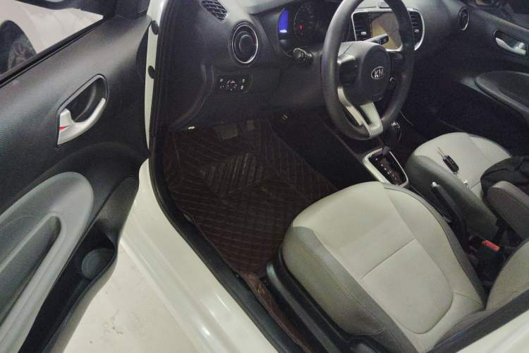 Used Kia Pegas 2017 1.4L Automatic Value Edition Driver Seat