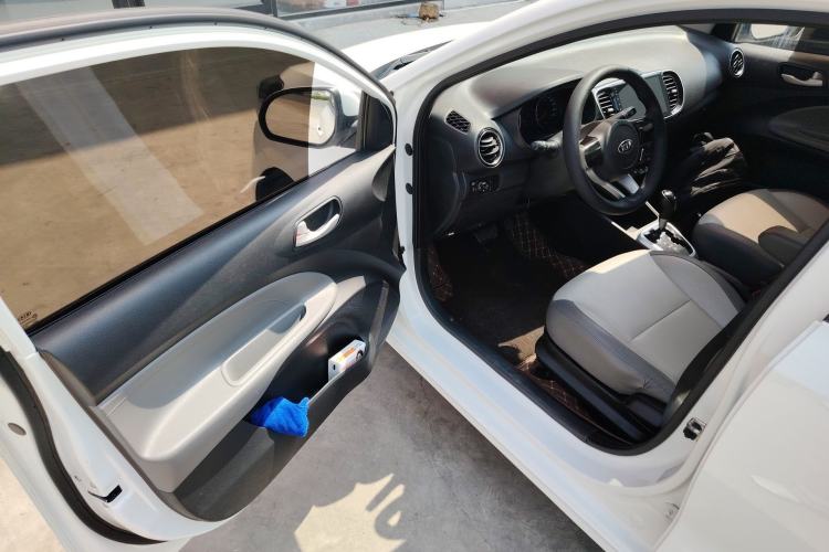 Used Kia Pegas 2017 1.4L Automatic Value Edition Driver Seat