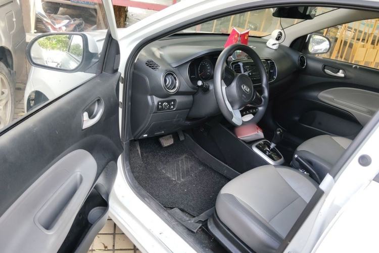 Used Kia Pegas 2017 1.4L Automatic Value Edition Driver Seat