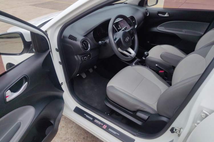 Used Kia Pegas 2017 1.4L Manual Value Edition Driver Seat