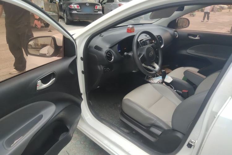 Used Kia Pegas 2017 1.4L Automatic Value Edition Driver Seat