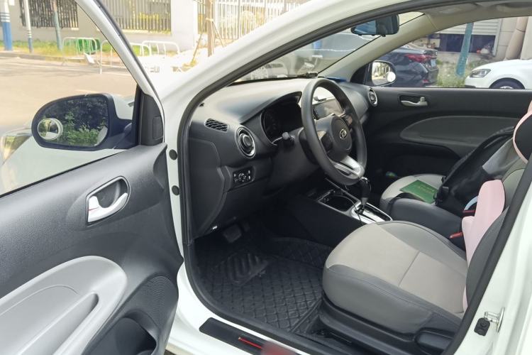 Used Kia Pegas 2017 1.4L Automatic Value Edition Driver Seat
