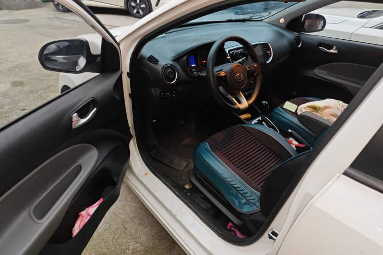 Used Kia Pegas 2017 1.4L Automatic Value Edition Driver Seat