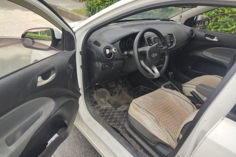 Used Kia Pegas 2017 1.4L Automatic Value Edition Driver Seat