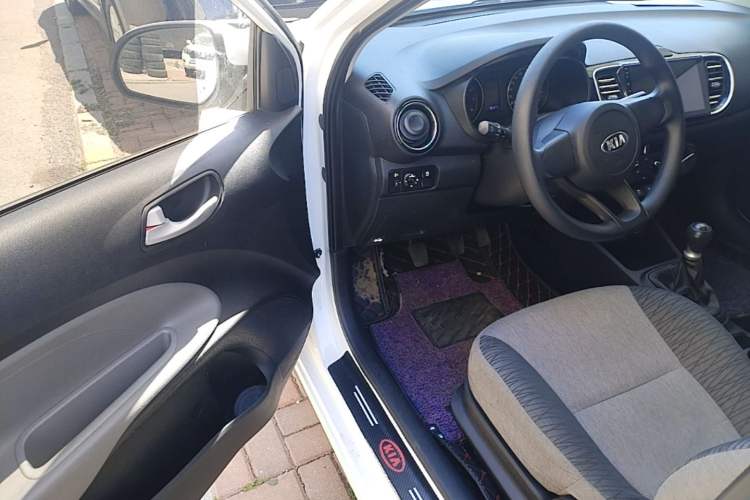 Used Kia Pegas 2017 1.4L Manual Fashion Edition Smart Driver Seat