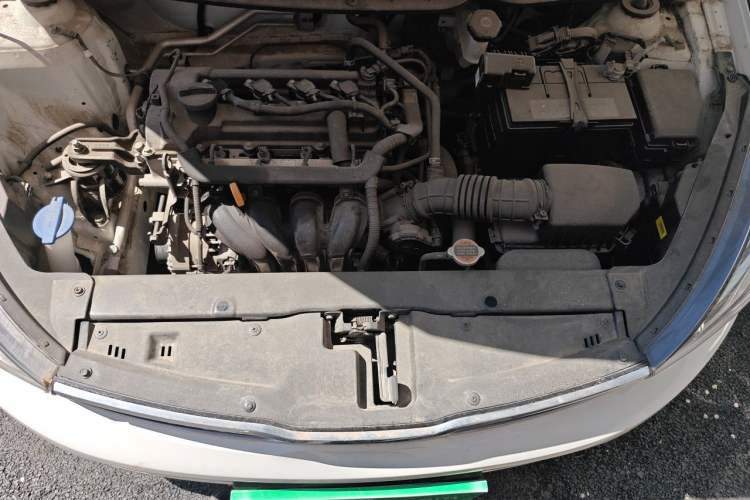 Used Kia Pegas 2017 1.4L Manual Value Edition Engine Bay