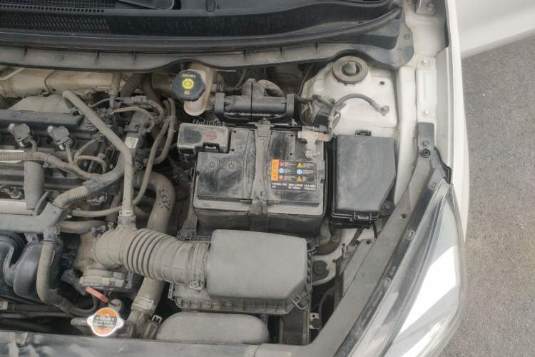 Used Kia Pegas 2017 1.4L Automatic Value Edition Engine Bay Left