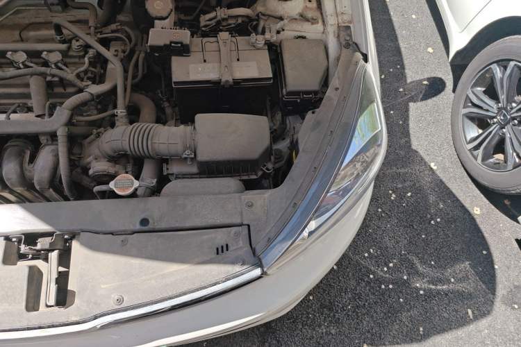 Used Kia Pegas 2017 1.4L Manual Value Edition Engine Bay Left