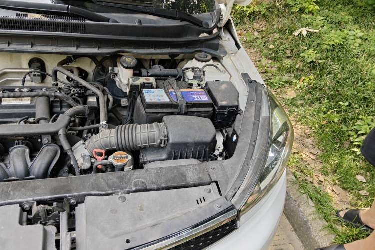 Used Kia Pegas 2017 1.4L Automatic Value Edition Engine Bay Left