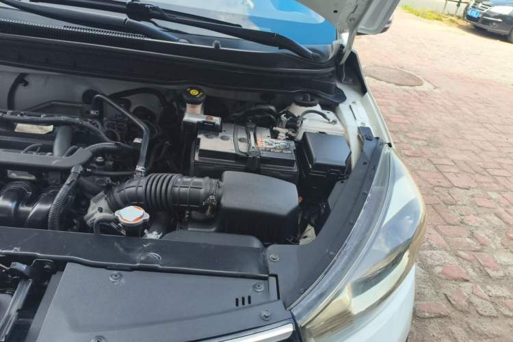 Used Kia Pegas 2017 1.4L Manual Value Edition Engine Bay Left
