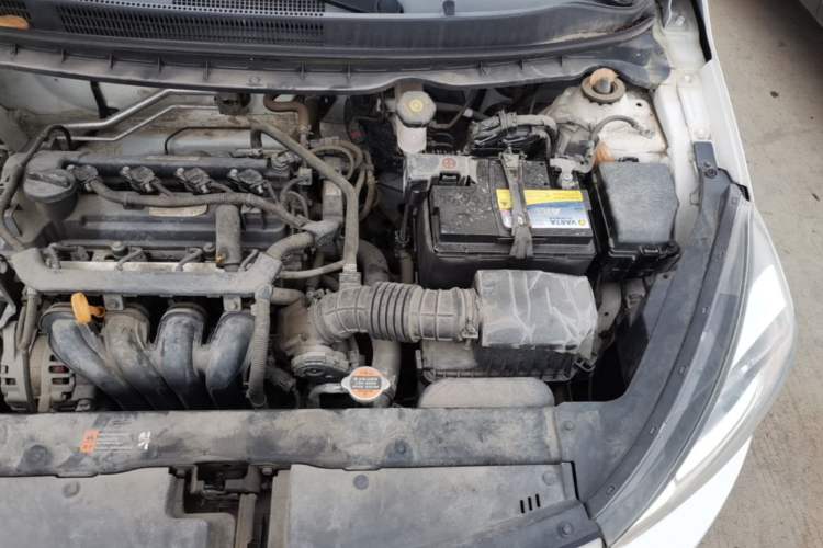 Used Kia Pegas 2017 1.4L Manual Value Edition Engine Bay Left
