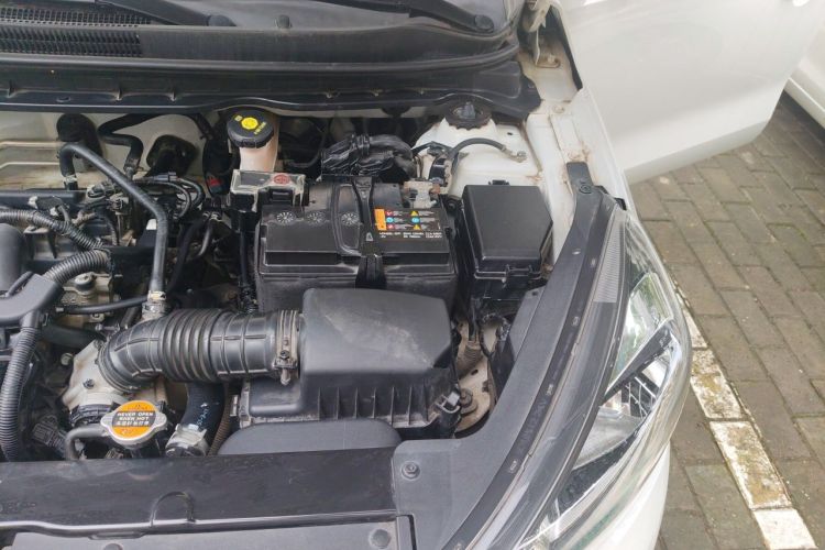 Used Kia Pegas 2017 1.4L Manual Value Edition Engine Bay Left