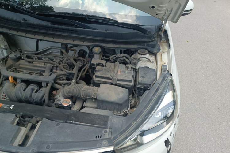 Used Kia Pegas 2017 1.4L Manual Value Edition Engine Bay Left