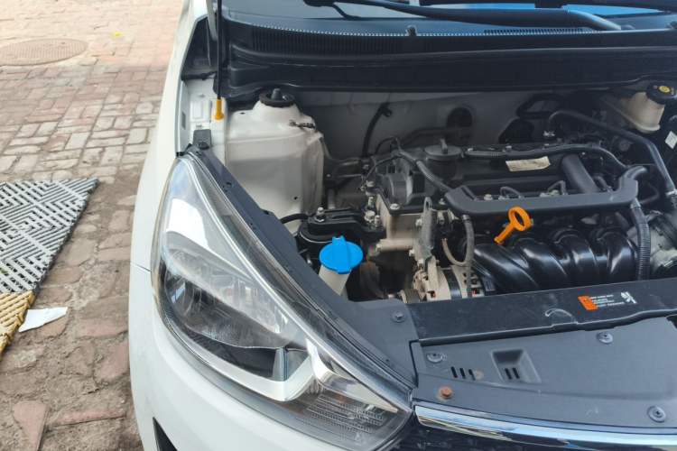 Used Kia Pegas 2017 1.4L Manual Value Edition Engine Bay Right