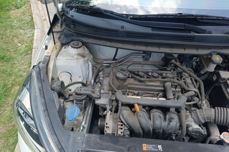 Used Kia Pegas 2017 1.4L Manual Value Edition Engine Bay Right