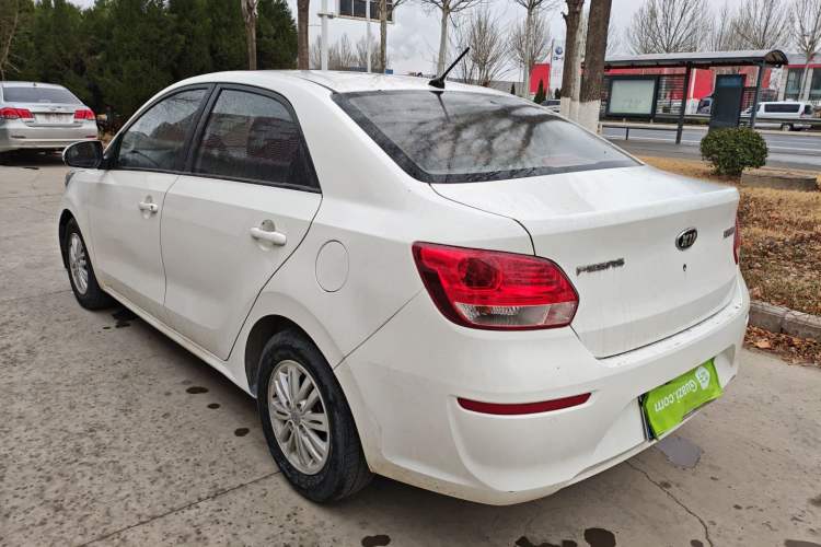 Used Kia Pegas 2017 1.4L Manual Value Edition Exterior 2