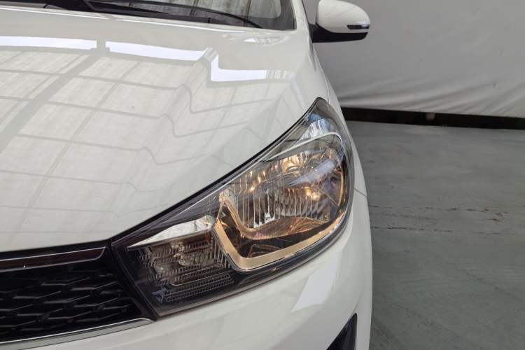 Used Kia Pegas 2017 1.4L Manual Value Edition Exterior 2