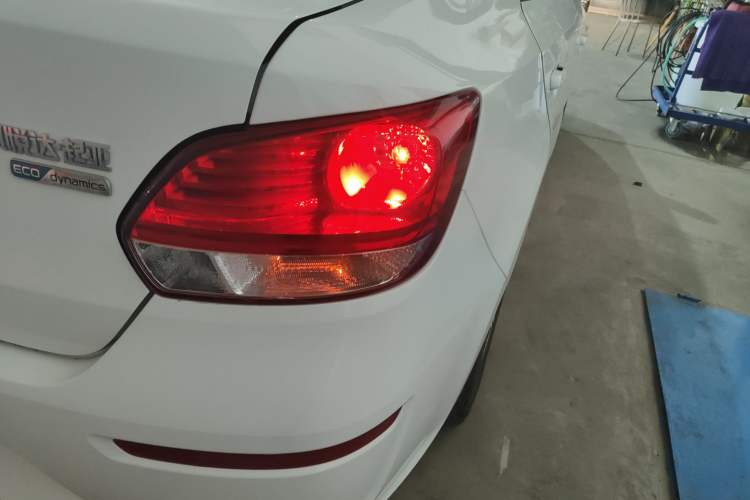 Used Kia Pegas 2017 1.4L Manual Fashion Edition Smart Exterior 2
