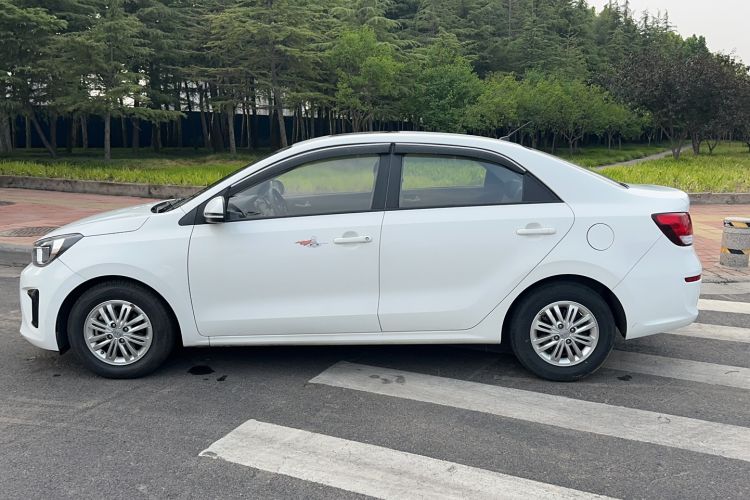 Used Kia Pegas 2017 1.4L Automatic Value Edition Exterior 3