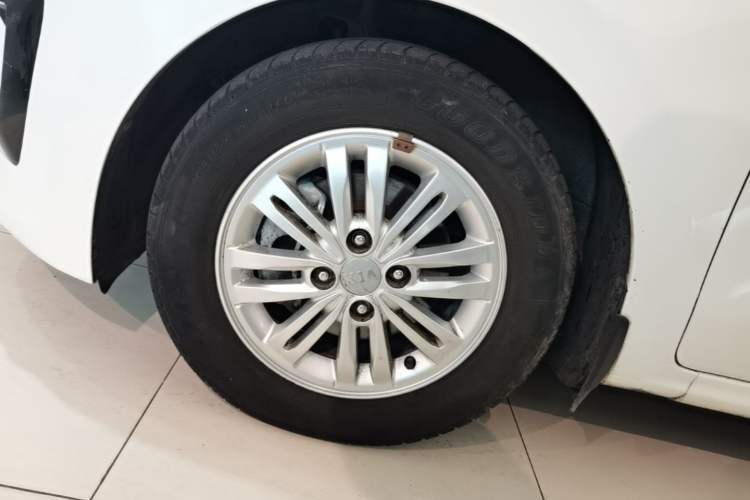Used Kia Pegas 2017 1.4L Manual Value Edition Exterior 4