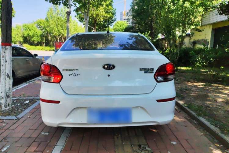 Used Kia Pegas 2017 1.4L Manual Fashion Edition Smart Exterior 4