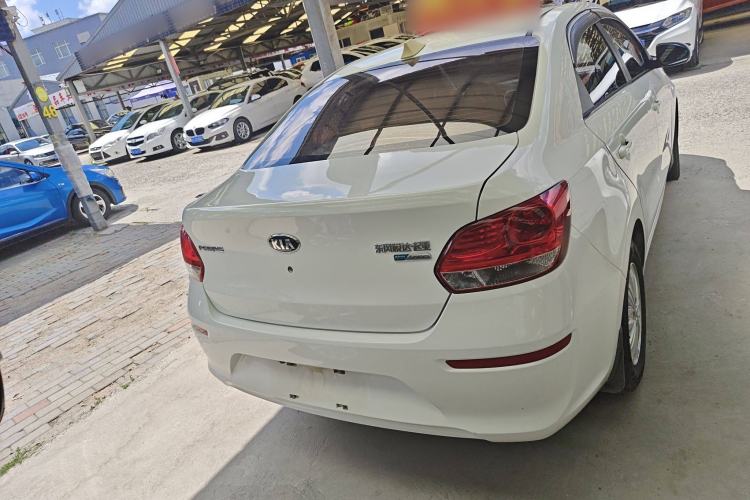 Used Kia Pegas 2017 1.4L Manual Fashion Edition Smart Exterior 4