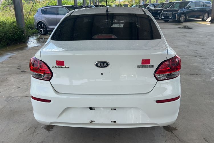 Used Kia Pegas 2017 1.4L Manual Fashion Edition Smart Exterior 4