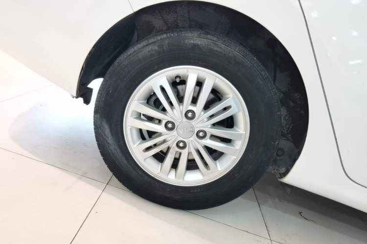 Used Kia Pegas 2017 1.4L Manual Value Edition Exterior 5