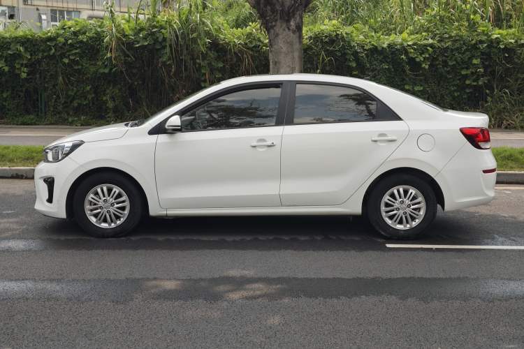 Used Kia Pegas 2017 1.4L Automatic Value Edition Exterior 6