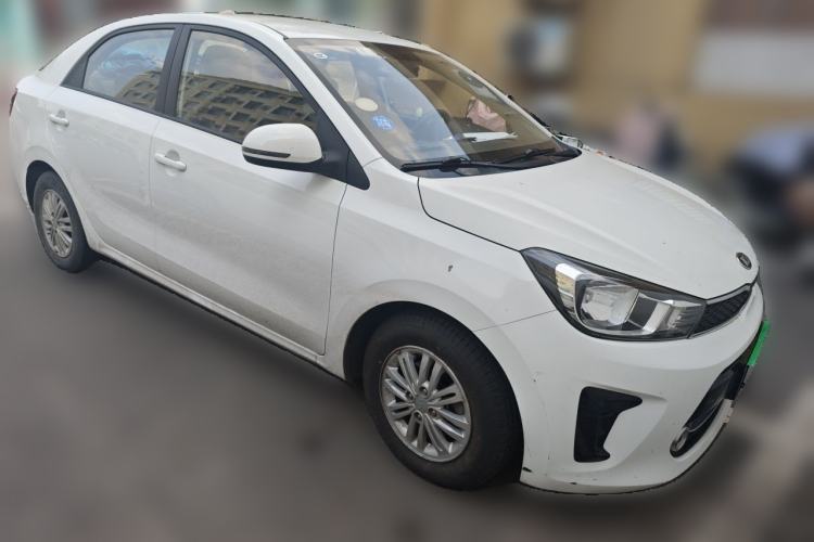 Used Kia Pegas 2017 1.4L Manual Value Edition Front Right 45 Deg