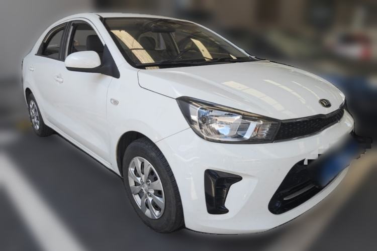 Used Kia Pegas 2017 1.4L Manual Fashion Edition Smart Front Right 45 Deg