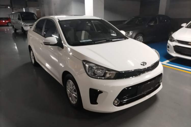 Used Kia Pegas 2017 1.4L Automatic Value Edition Front Right 45 Deg
