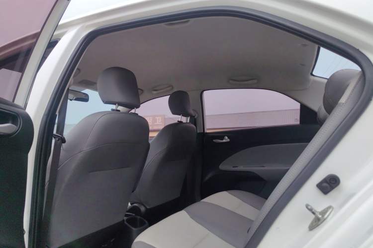 Used Kia Pegas 2017 1.4L Manual Value Edition Headliner