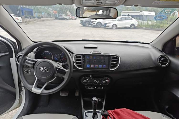 Used Kia Pegas 2017 1.4L Automatic Value Edition Headliner