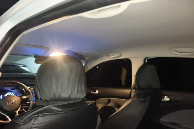 Used Kia Pegas 2017 1.4L Manual Value Edition Headliner