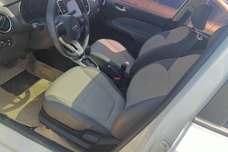 Used Kia Pegas 2017 1.4L Automatic Value Edition Interior 2