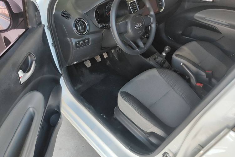 Used Kia Pegas 2017 1.4L Manual Fashion Edition Smart Interior 2