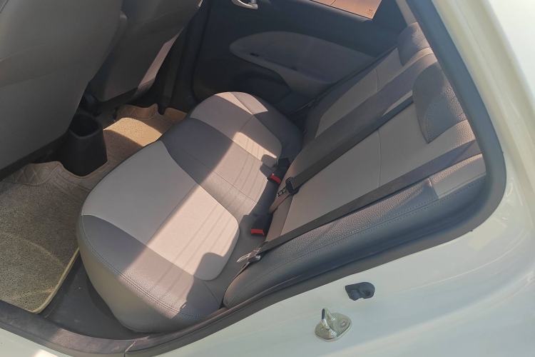 Used Kia Pegas 2017 1.4L Automatic Value Edition Interior 3