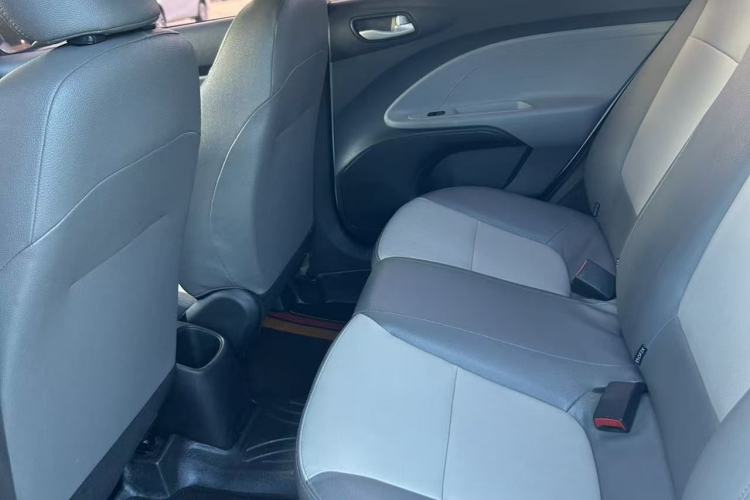 Used Kia Pegas 2017 1.4L Manual Value Edition Interior 3