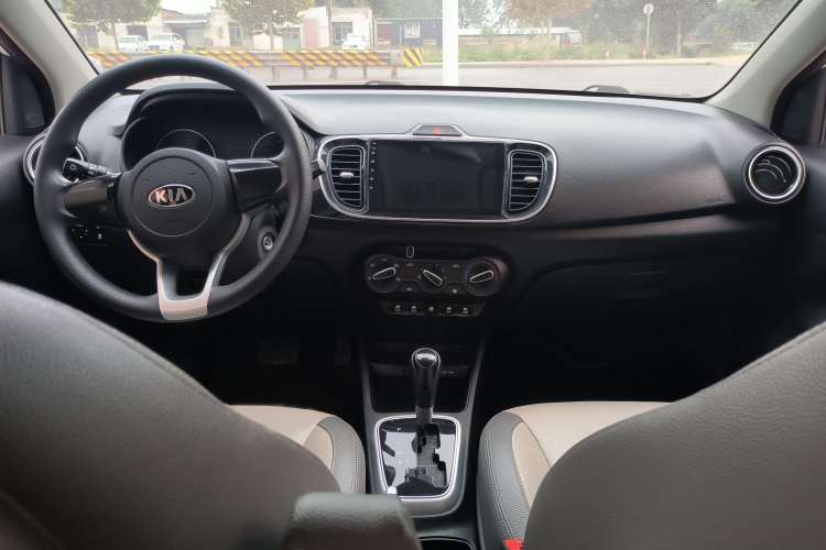 Used Kia Pegas 2017 1.4L Automatic Value Edition Interior 3