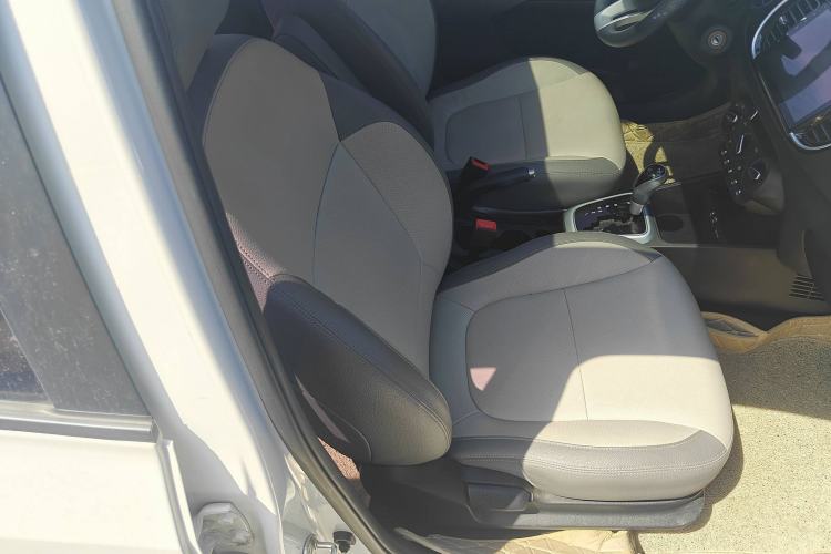 Used Kia Pegas 2017 1.4L Automatic Value Edition Interior 4