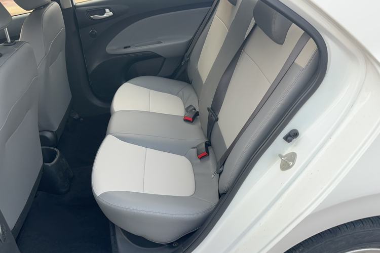 Used Kia Pegas 2017 1.4L Automatic Value Edition Interior 4