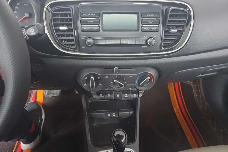 Used Kia Pegas 2017 1.4L Automatic Value Edition Interior 5