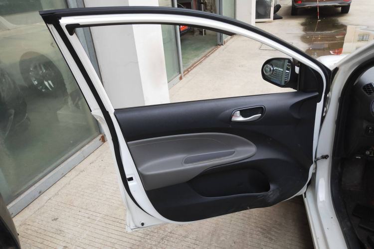 Used Kia Pegas 2017 1.4L Automatic Value Edition Interior 7