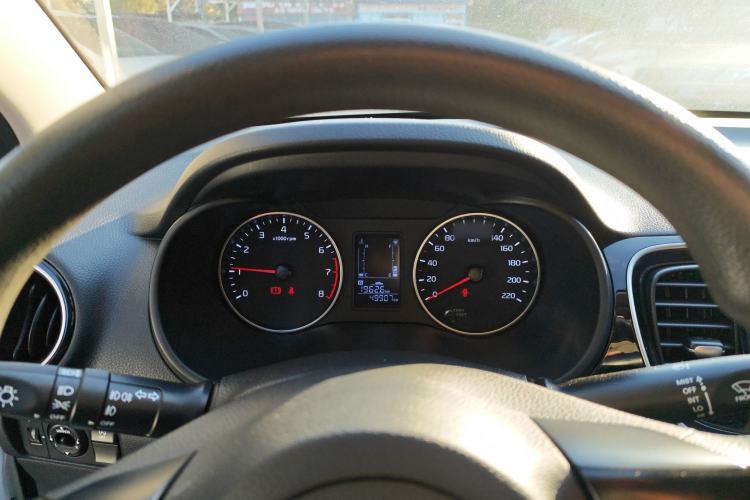 Used Kia Pegas 2017 1.4L Manual Value Edition Interior 9